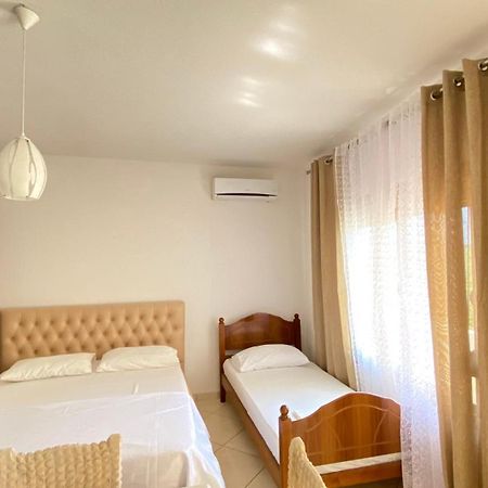 Apartament Radhime Vlorë Esterno foto