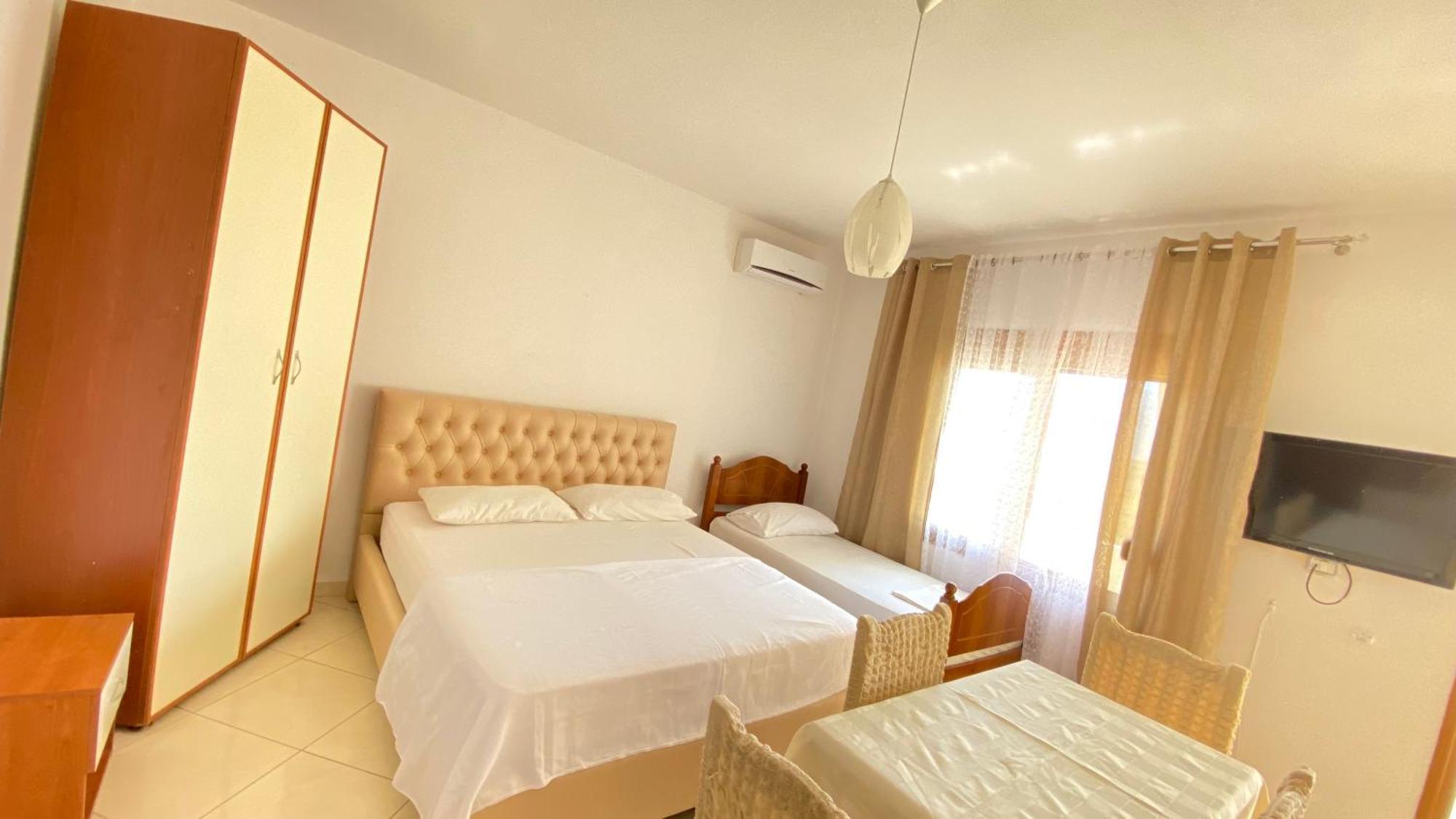 Apartament Radhime Vlorë Esterno foto