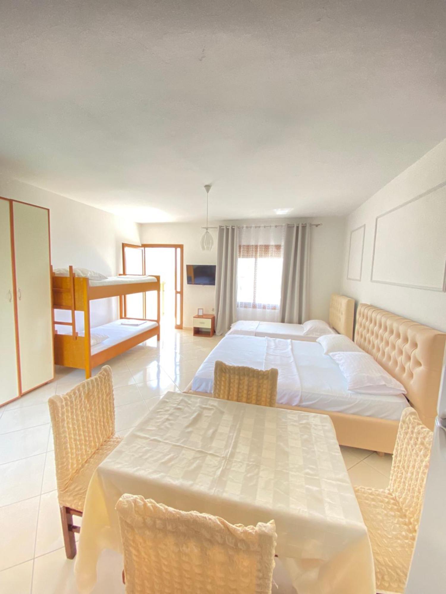 Apartament Radhime Vlorë Esterno foto
