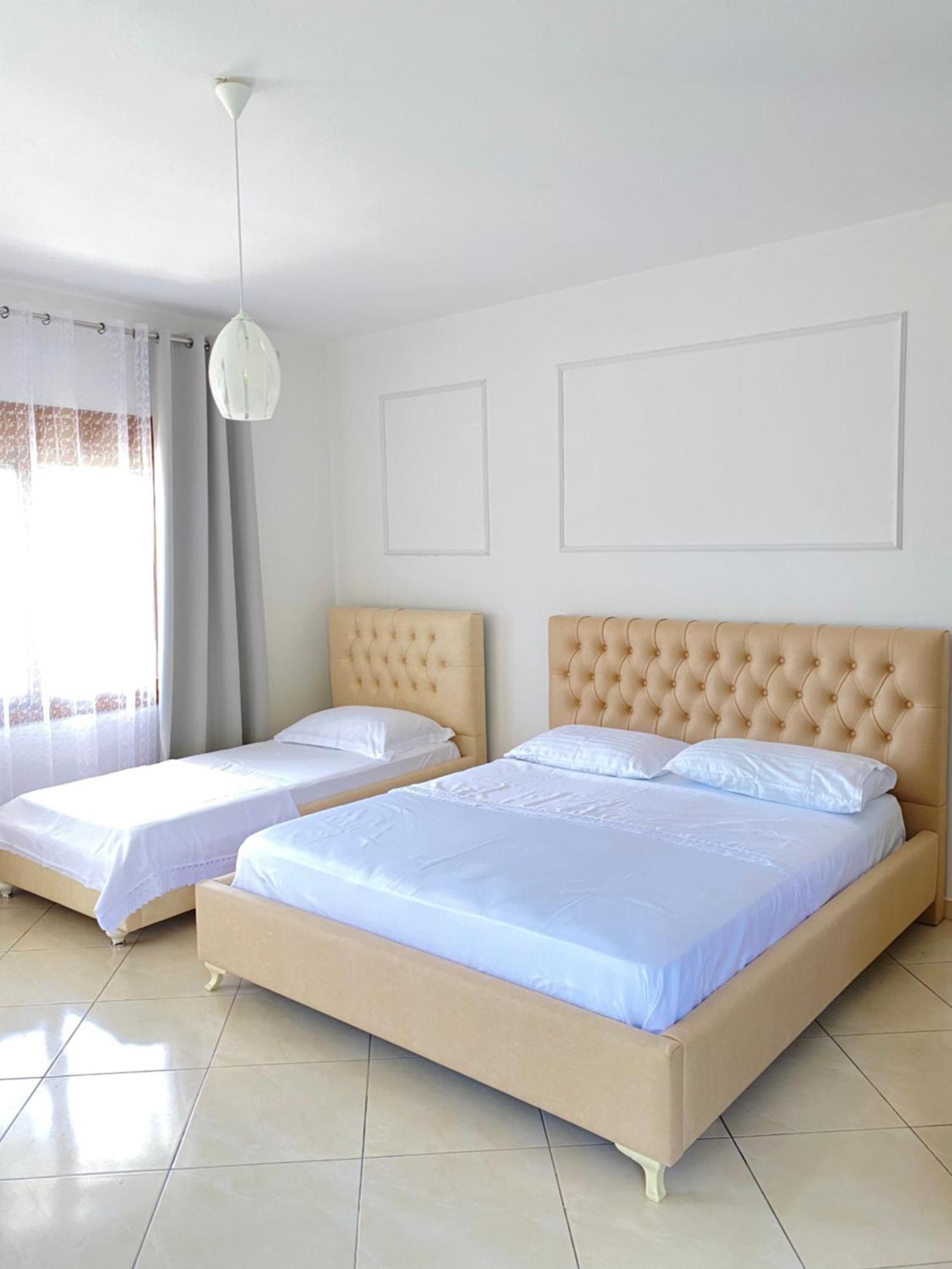 Apartament Radhime Vlorë Esterno foto